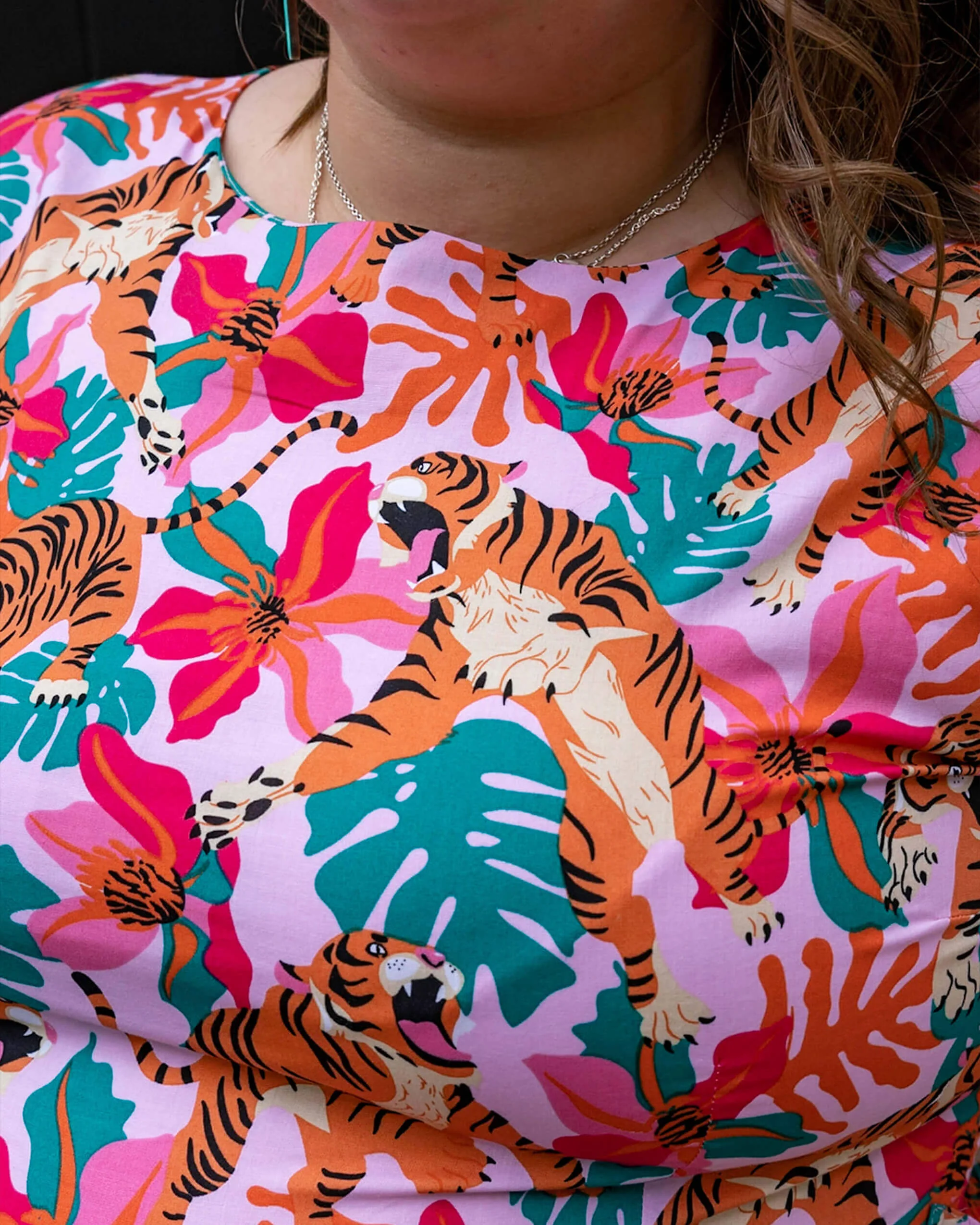 Tiger Lily Stretch Belted Tea Dress with Pockets - Image 6